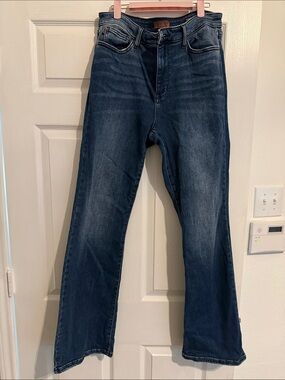Classic Women's Dark Wash Blue Jeans - Comfortable Boot Cut 205